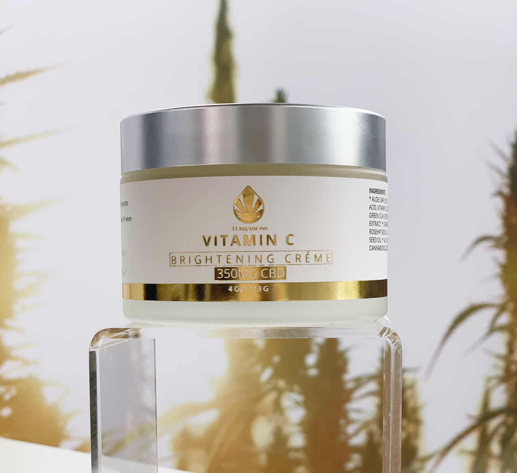 BRIGHTENING & NOURISHING CRÉME WITH VITAMIN C AND HEMP EXTRACT
